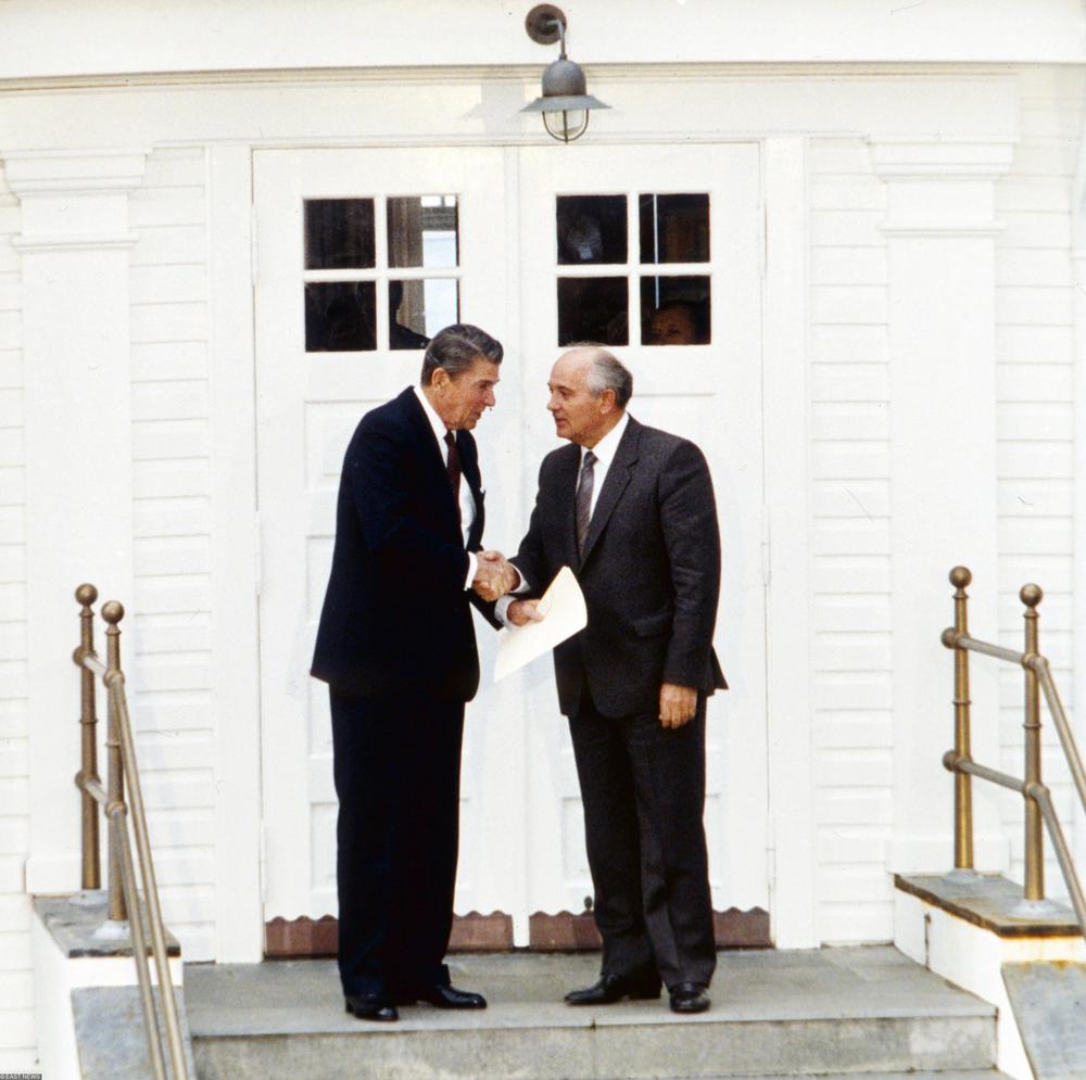 11 октября 1986 года. Горбачев и Рейган в Рейкьявике. Фото: EastNews