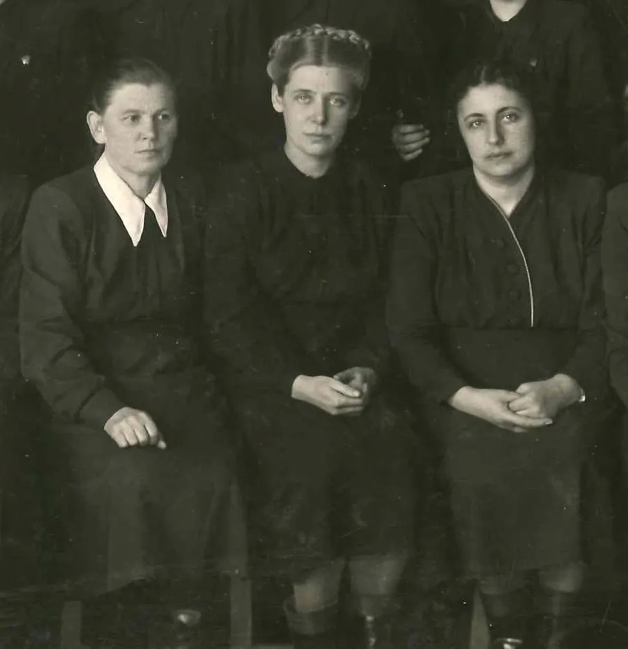 Марианна Вишнякова, Юлия Соседова и Анна Шапиро. Фото из архива