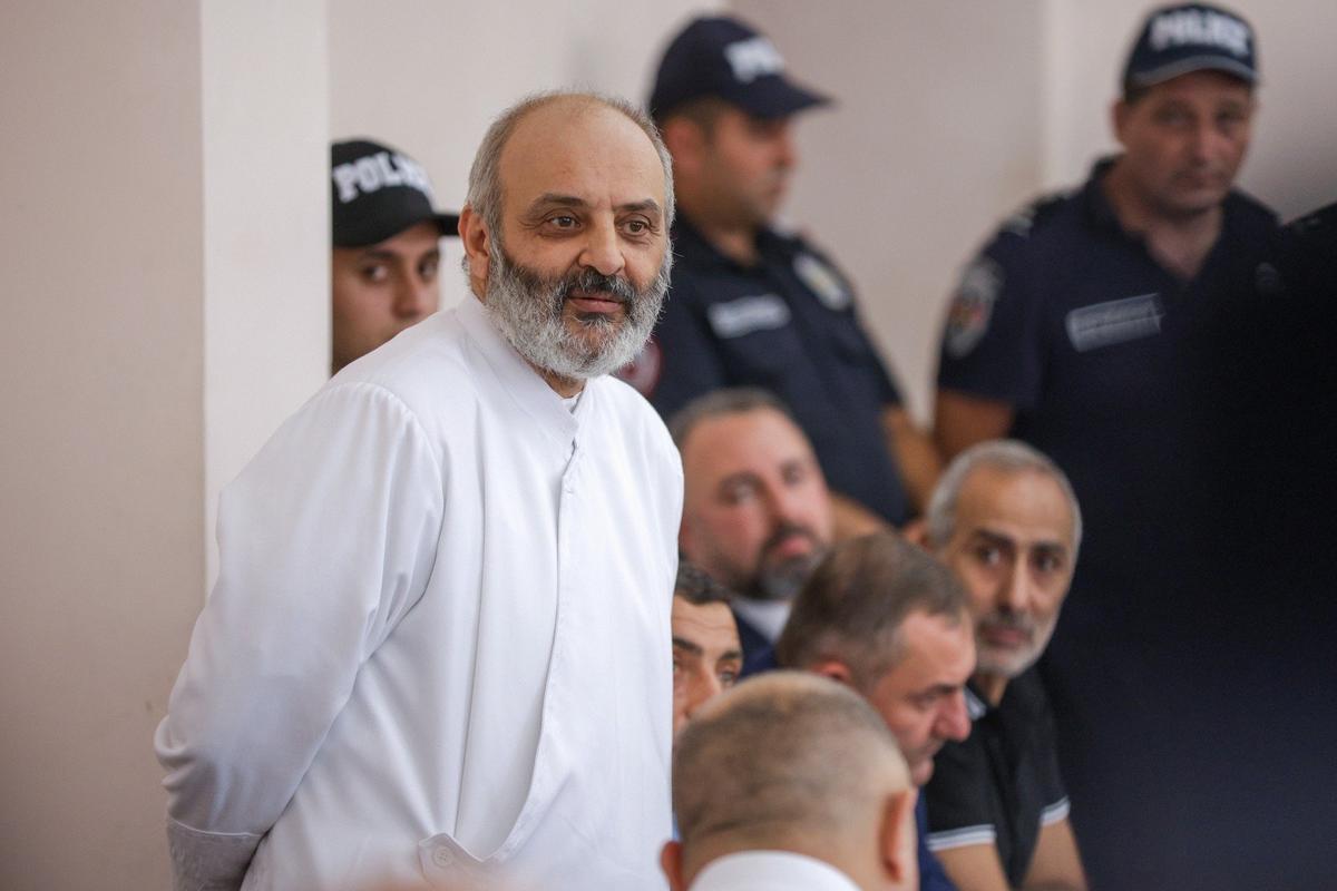 Архиепископ Баграт Галстанян в суде. Фото: Александр Патрин / ТАСС