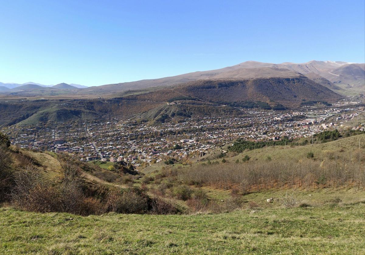 Вид на Горис. Фото: Евгения Енгибарян