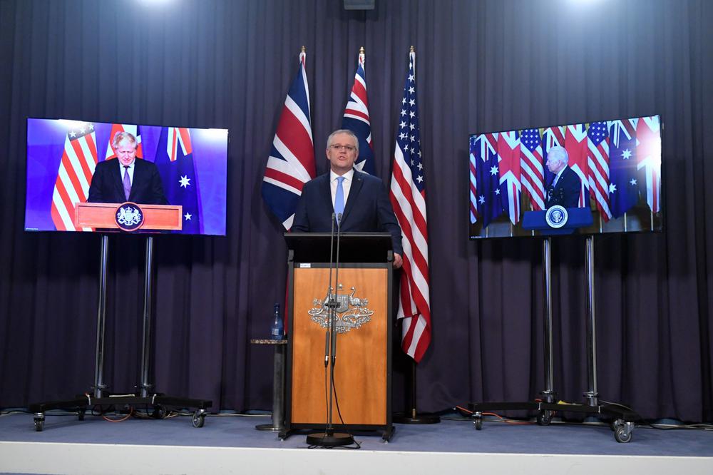 Премьер-министр Великобритании Борис Джонсон, премьер-министра Австралии Скотт Мориссон и президент США Джо Байден. Фото: ЕРА
