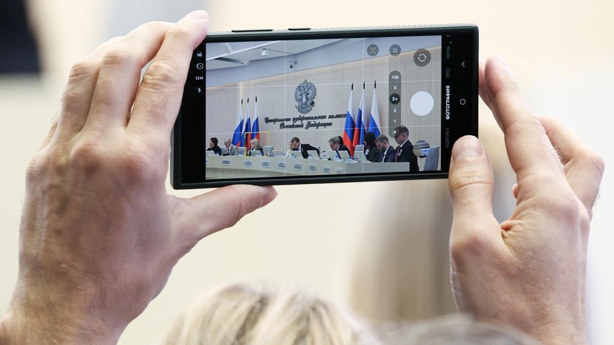 Суверенная декорация, или Фейковое государство
