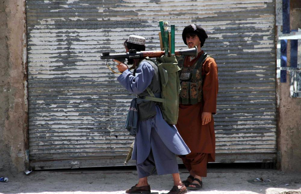 Силы ополчения пытаются дать бой талибам в провинции Герат. Фото: EPA