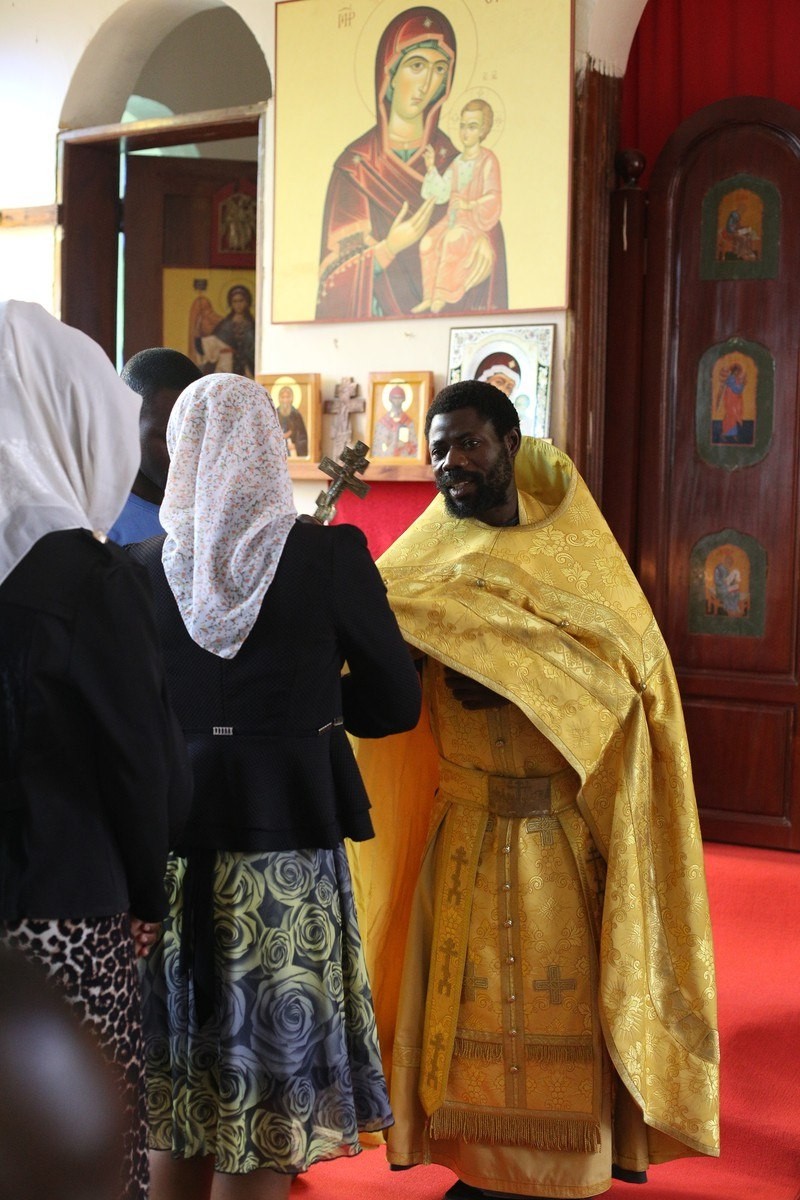 Служба в христианской православной общине в Уганде. Фото: rpsc.ru