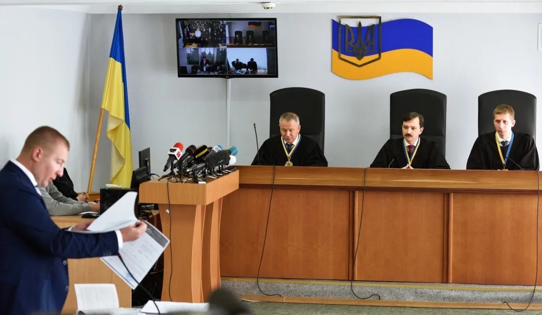 Судьи на заседании Оболонского районного суда Киева. Фото: РИА Новости