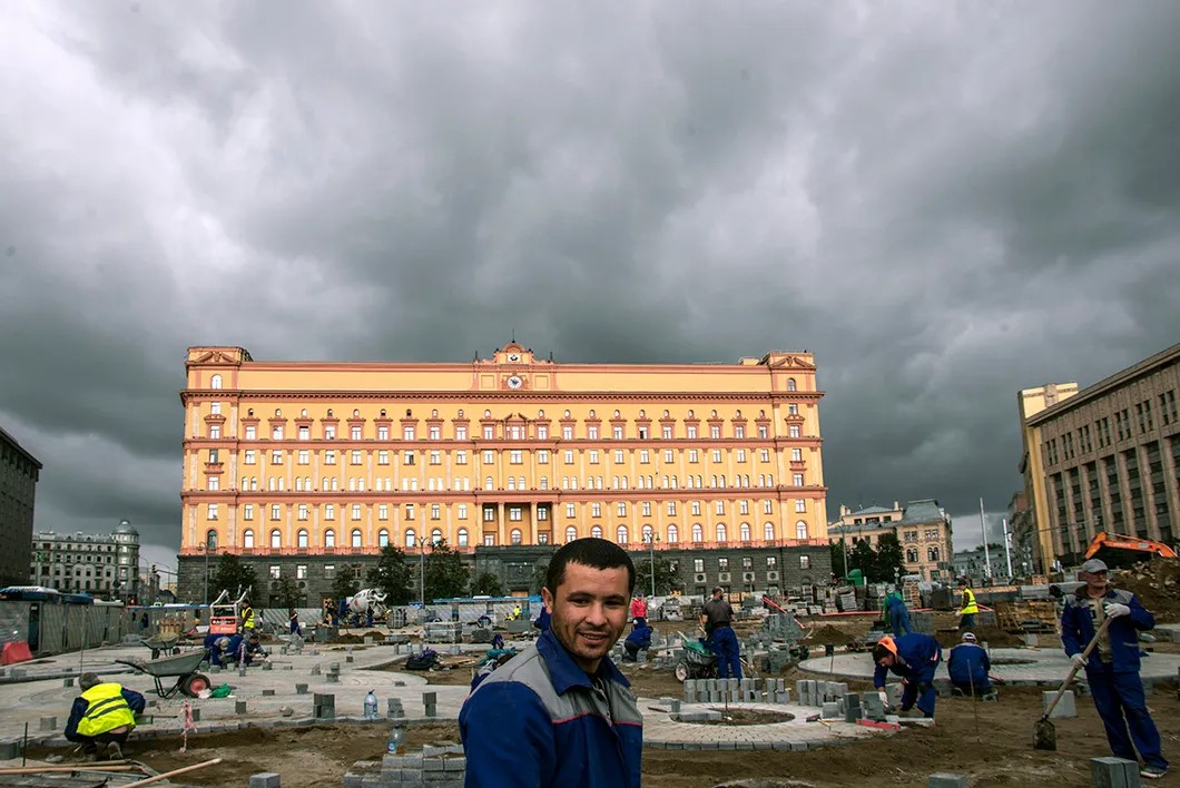 Стройка на Лубянской площади. Фото: Виталий Кавтарадзе / специально для «Новой»