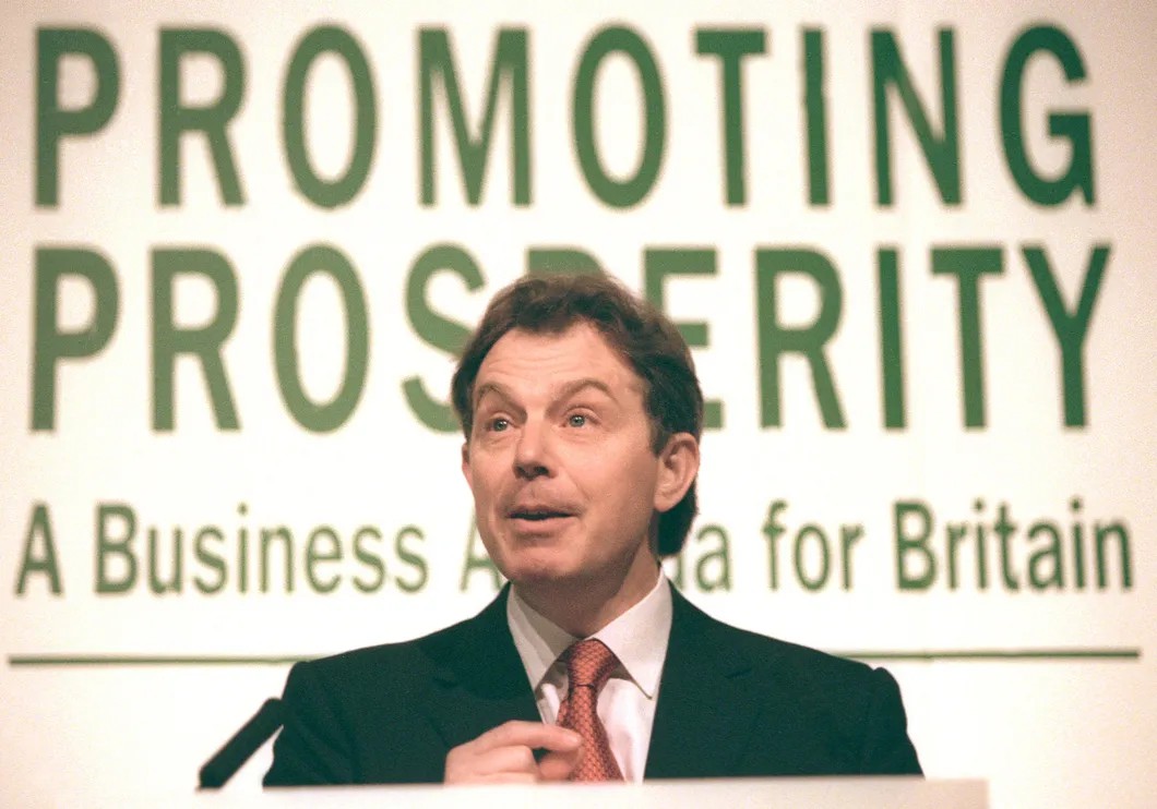 Лидер лейбористов Тони Блэр выступает в поддержку бизнеса. Лондон, 1997 г. Фото: Reuters