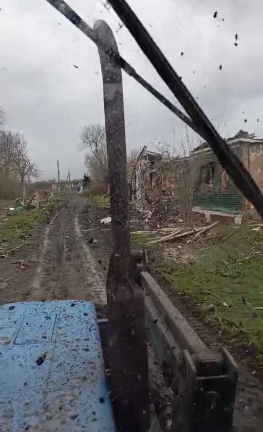 Все, что осталось от двора. Фото из семейного архива