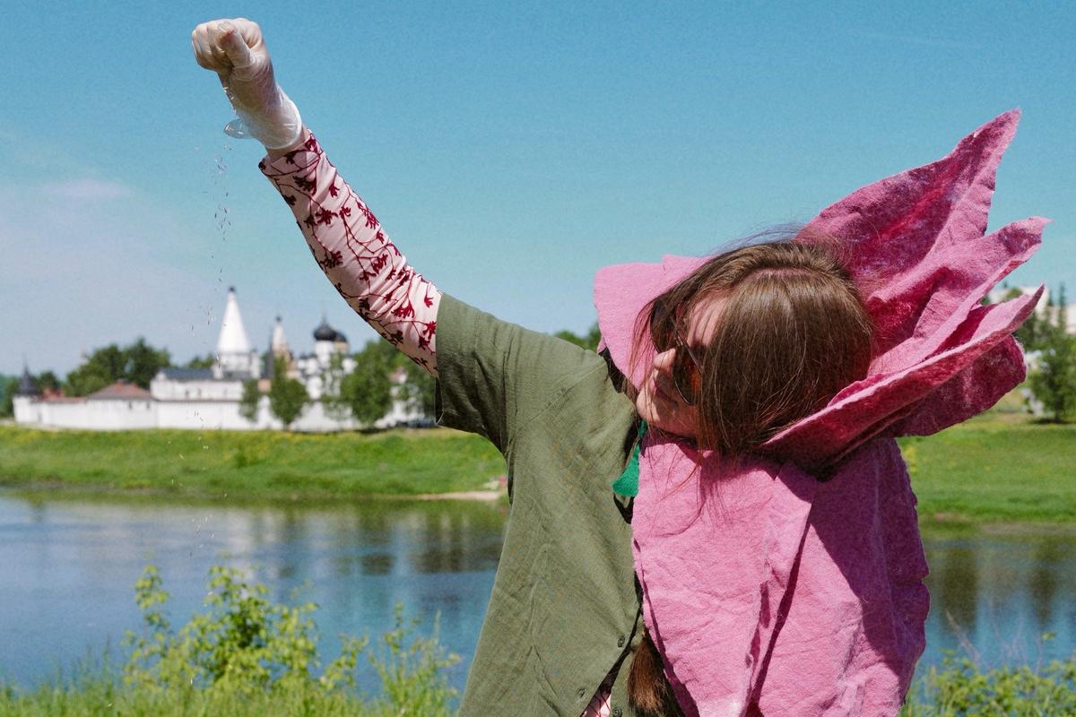 Вика и «полевое попурри». Фото: Мари Силван