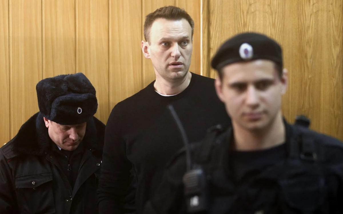 Навальный и стратегия «фейк за фейк»