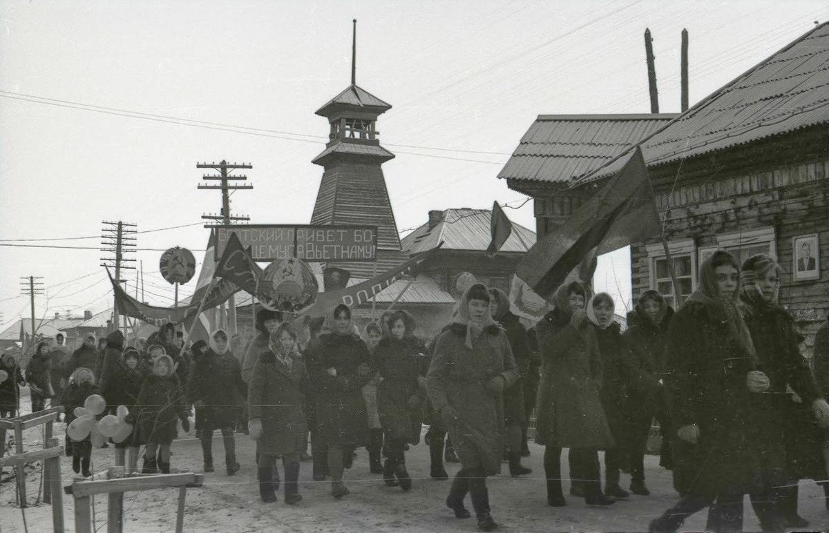 Ангара, Кежма, 7 ноября 1967. Фото: Иосиф Косолапов