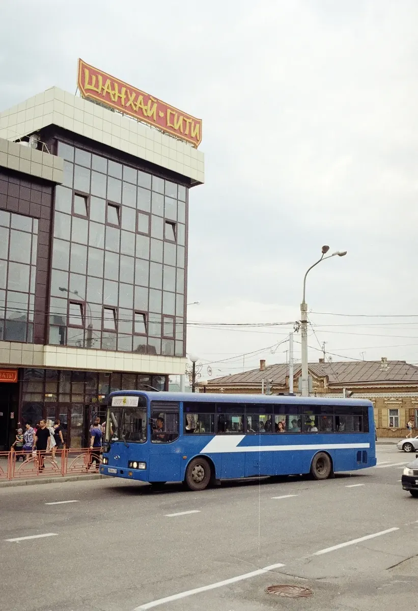 Без особой надобности в город не выходить». За пределами  городов-миллионников формируются полностью автономные сообщества мигрантов  — Новая газета