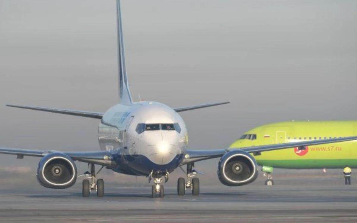 Рейсы перевозки. S7 Cargo самолеты. Аэрофлот s7 Airlines. Аэрофлот и s7. Самолет с 7 Аэрофлот.