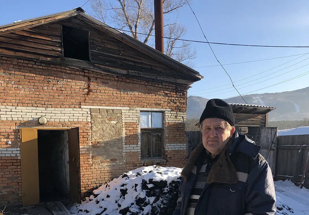 Десять истопников — рубль