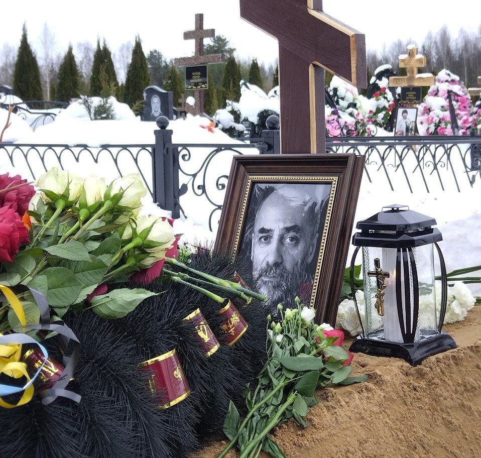 Могила Александр Доценко. Фото: телеграм-канала группы поддержки политзаключенных