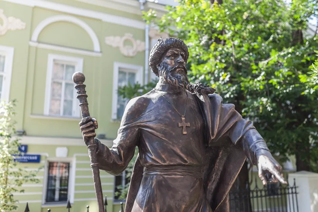 Памятник Ивану Грозному в Москве. Фото: Влад Докшин/ «Новая газета»
