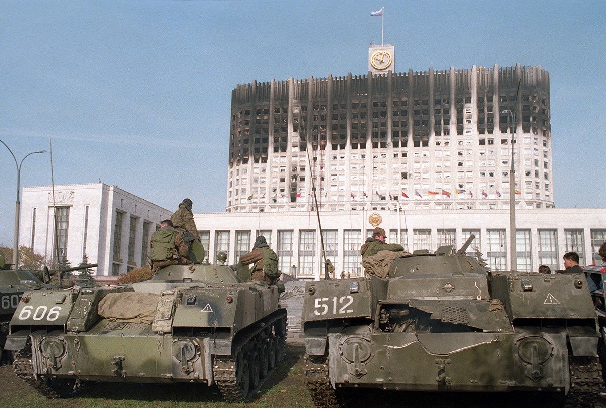 1993 г. Расстрел парламента. Фото: Александр Шогин / ТАСС