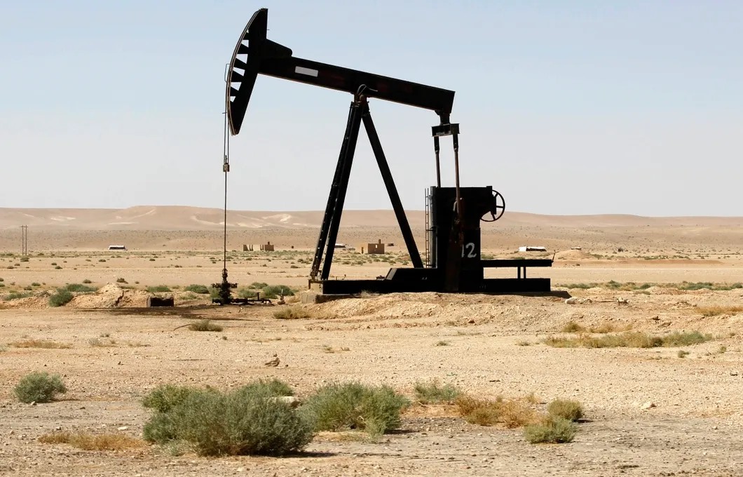 Нефтяная вышка в Сирии. Фото: Reuters