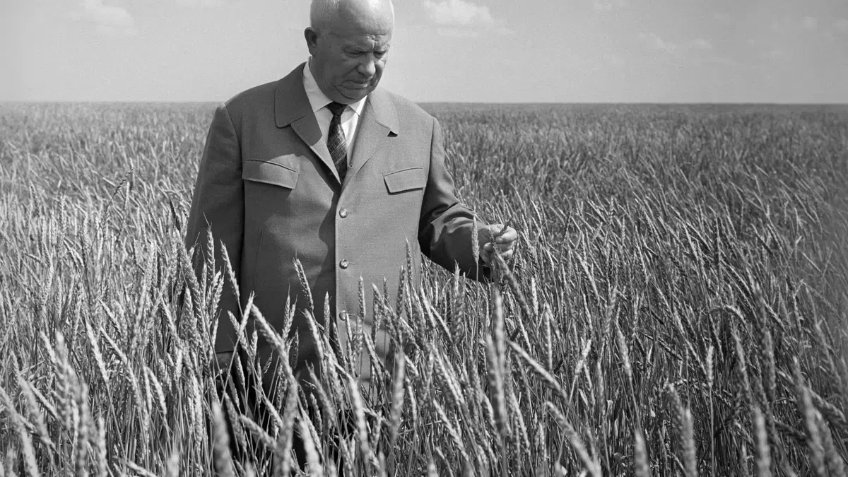 Сочинение по теме Сочинение - рассуждение: 'Хрущёв - кто вы?' Сочинение по теме Сочинение - рассуждение: 'Хрущёв - кто вы?'