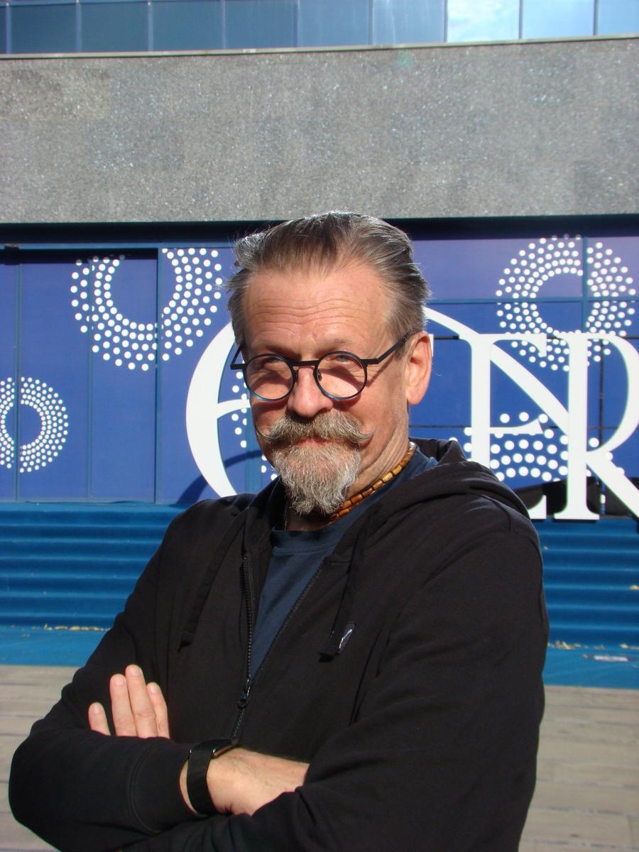 Режиссер и постановщик шоу ETERINA Павел Брюн. Фото: Даниил Липатов