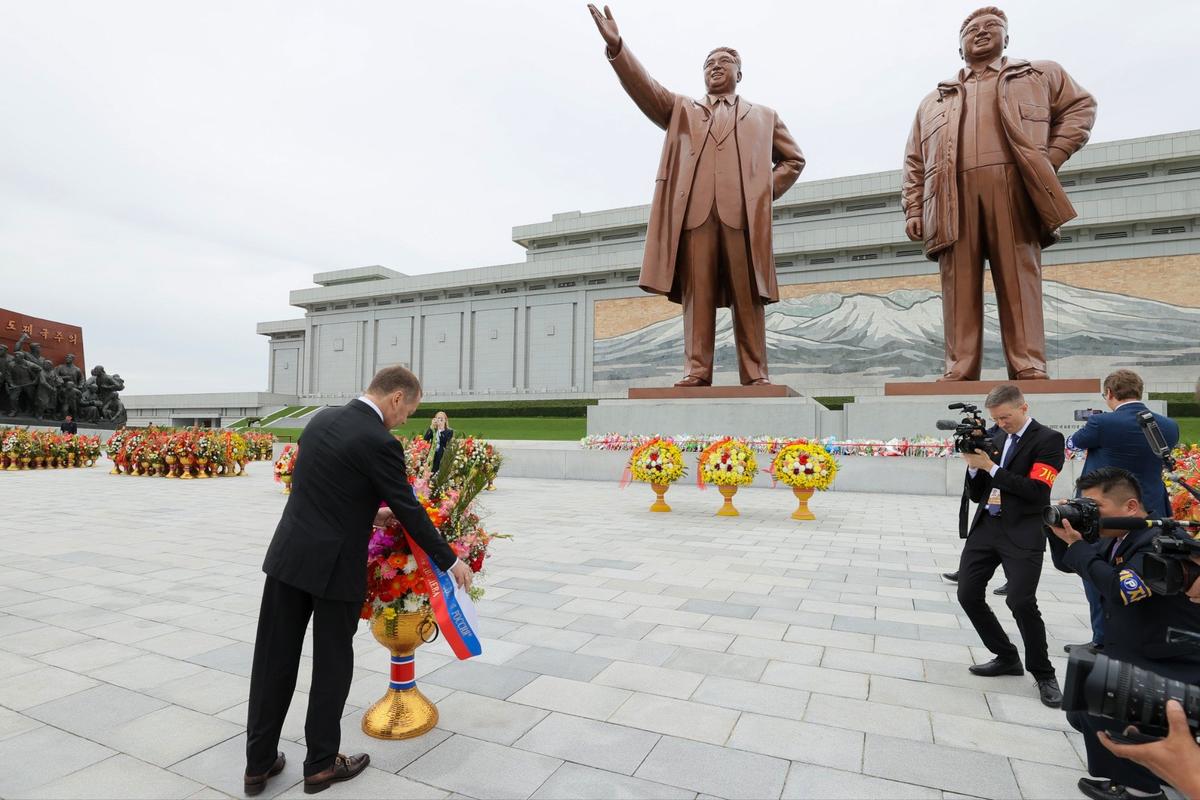 Визит Дмитрия Медведева в КНДР. Фото: Екатерина Штукина / POOL / ТАСС