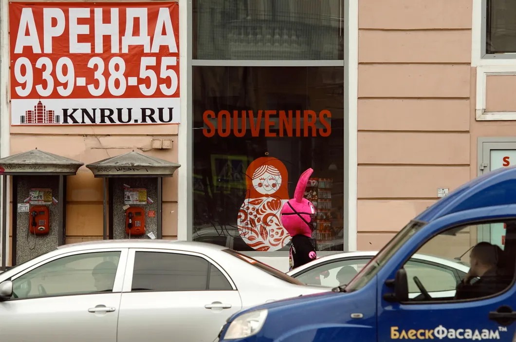 Закрытые магазины на Невском проспекте. Фото: РИА Новости