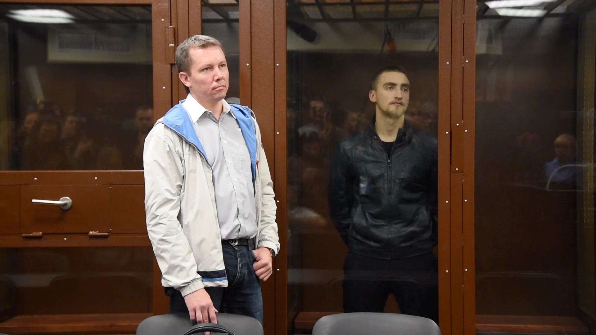 Ждал друга у метро — 3.5 года тюрьмы. Видео