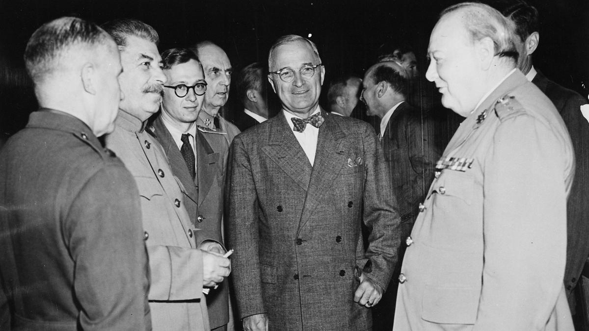 5 ядерных бомб над Спасской башней