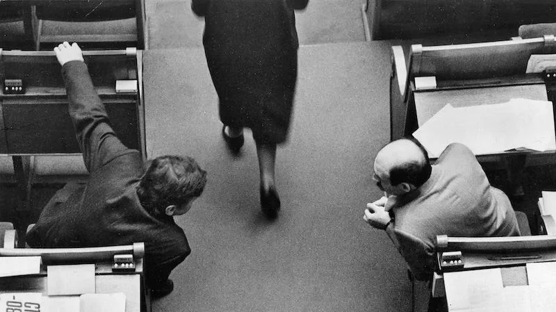 Зал заседаний 13 сессии Ленсовета. Депутаты во время заседания. Фото: Александр Тимошенко / Коммерсантъ