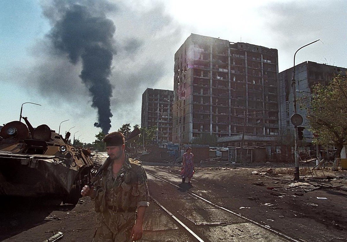 Грозный, март 1995 года. Фото: Эдди Опп / Коммерсантъ