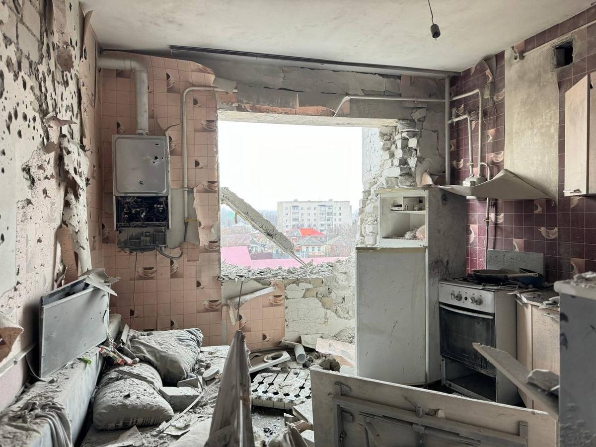 Жилая квартира в Белгороде после попадания снаряда. Фото из телеграм-канала губернатора Гладкова