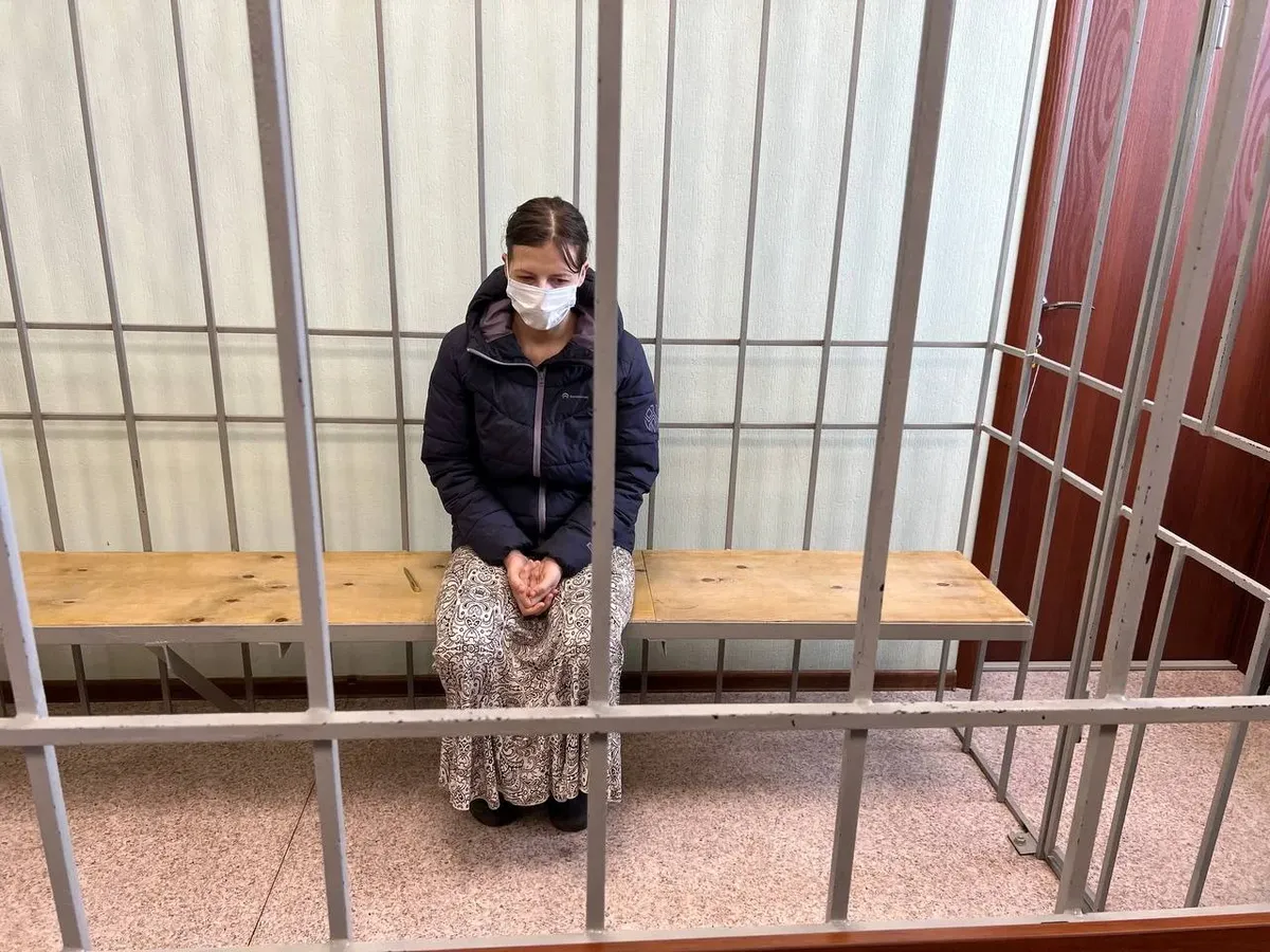 16 апреля. Обвиняемая в Центральном райсуде Красноярска. Фото: регионального ГСУ СК