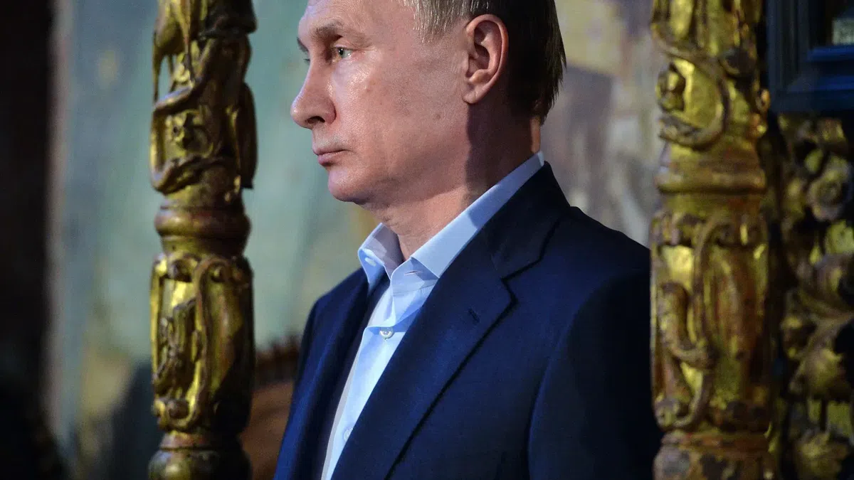 Фото Грозящего Путина