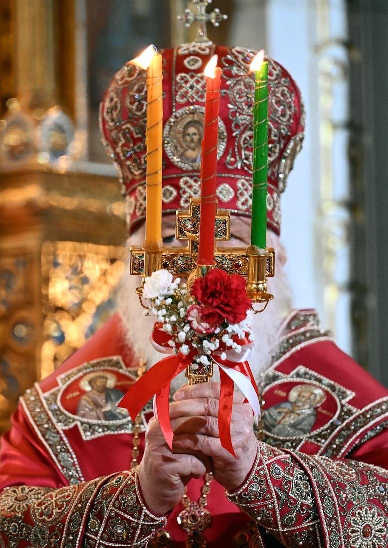 Патриарх Кирилл во время пасхальной службы. Фото: Дмитрий Азаров / Коммерсантъ