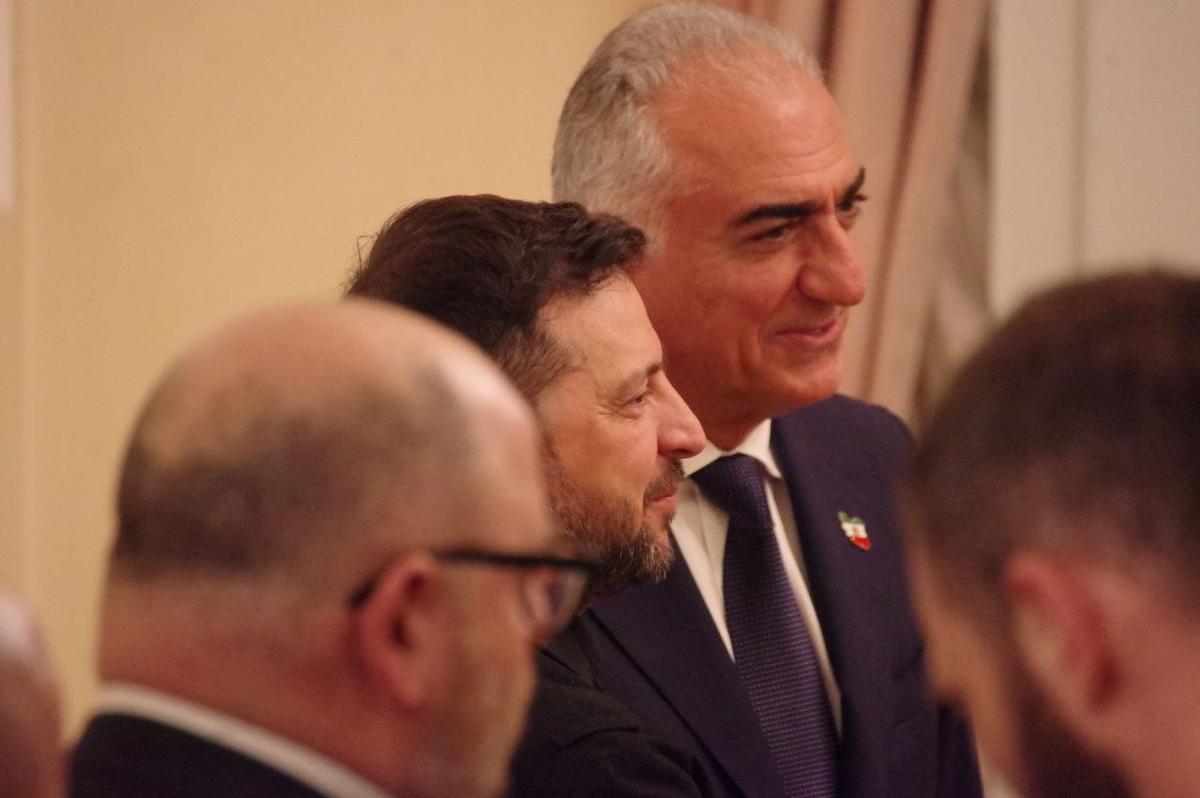 Зеленский и Пехлеви, 13 марта, Париж. Фото: Юрий Сафронов / «Новая газета»