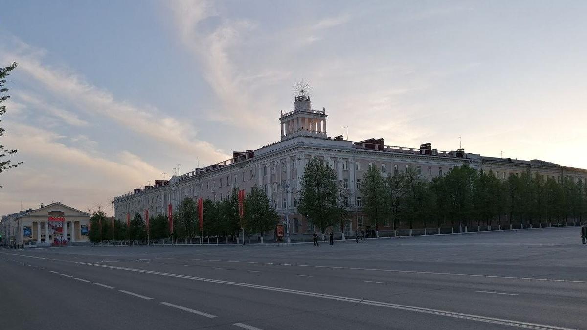 9 мая 2020. День Победы времен коронавируса. Здесь Павел Кушнир пережил пандемию. Фото: Елена Бердникова