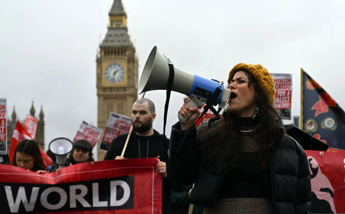 Демонстрация в центре Лондона. Фото: JUSTIN TALLIS / AFP / East News