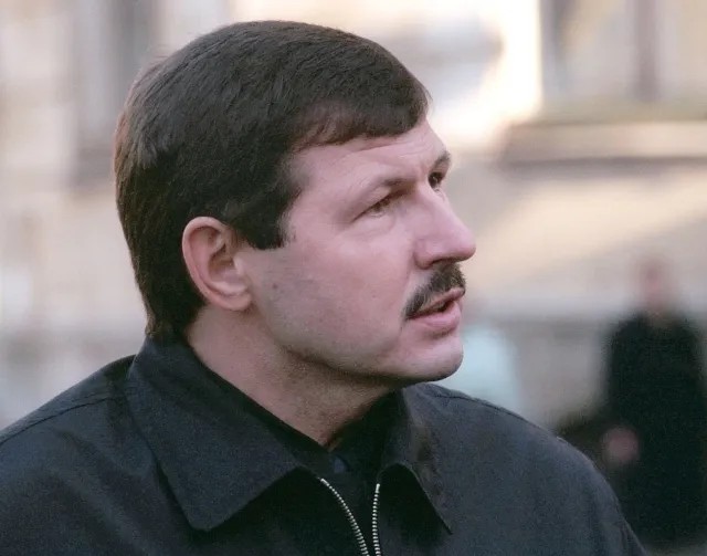 Владимир Барсуков (Кумарин) в 1999 году. Его называли «теневым губернатором Петербурга». В настоящее время сидит по обвинению в убийстве предпринимателя. Фото ИТАР-ТАСС / Интерпресс