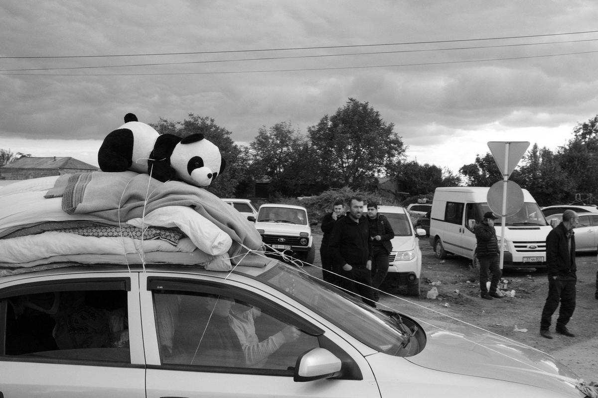 Машина с беженцами. Корнидзор. Фото: Илья Пилипенко