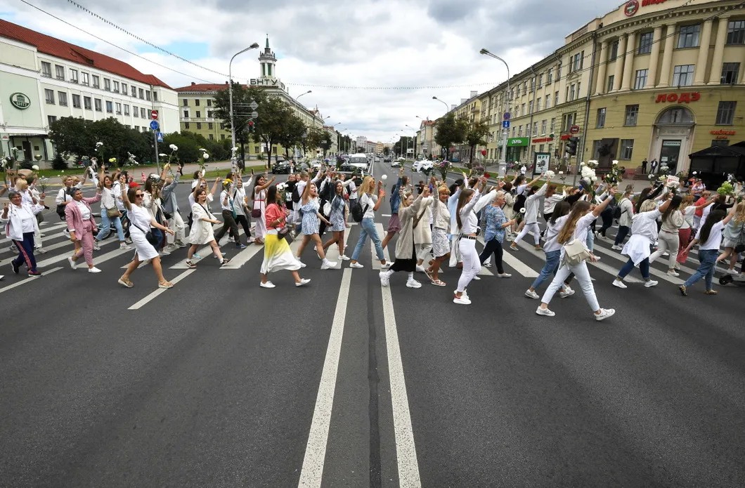 Мирное шествие в Минске. Фото: РИА Новости