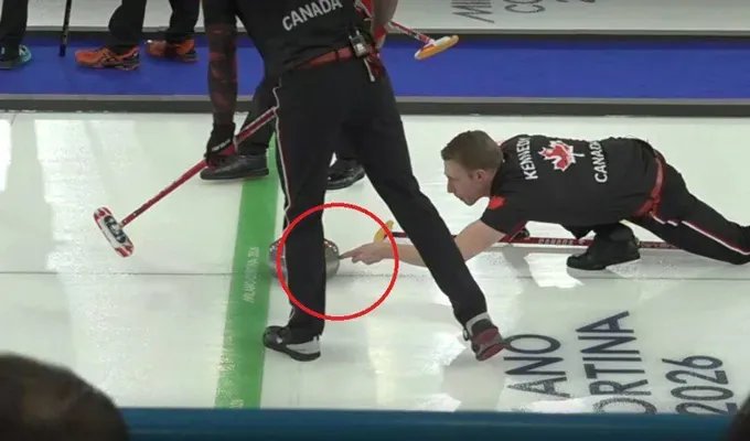 Канадский палец тайком толкает камень. Исторический мухлеж. Кадр из видео