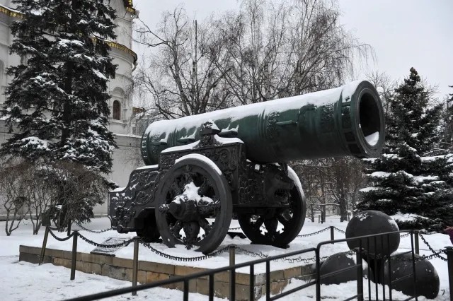 Царь-пушка в Московском Кремле. Фото: РИА Новости