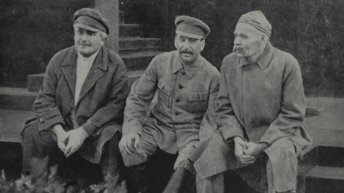 Авель Енукидзе, Иосиф Сталин и Максим Горький, 1931 год. Фото: Общественное достояние