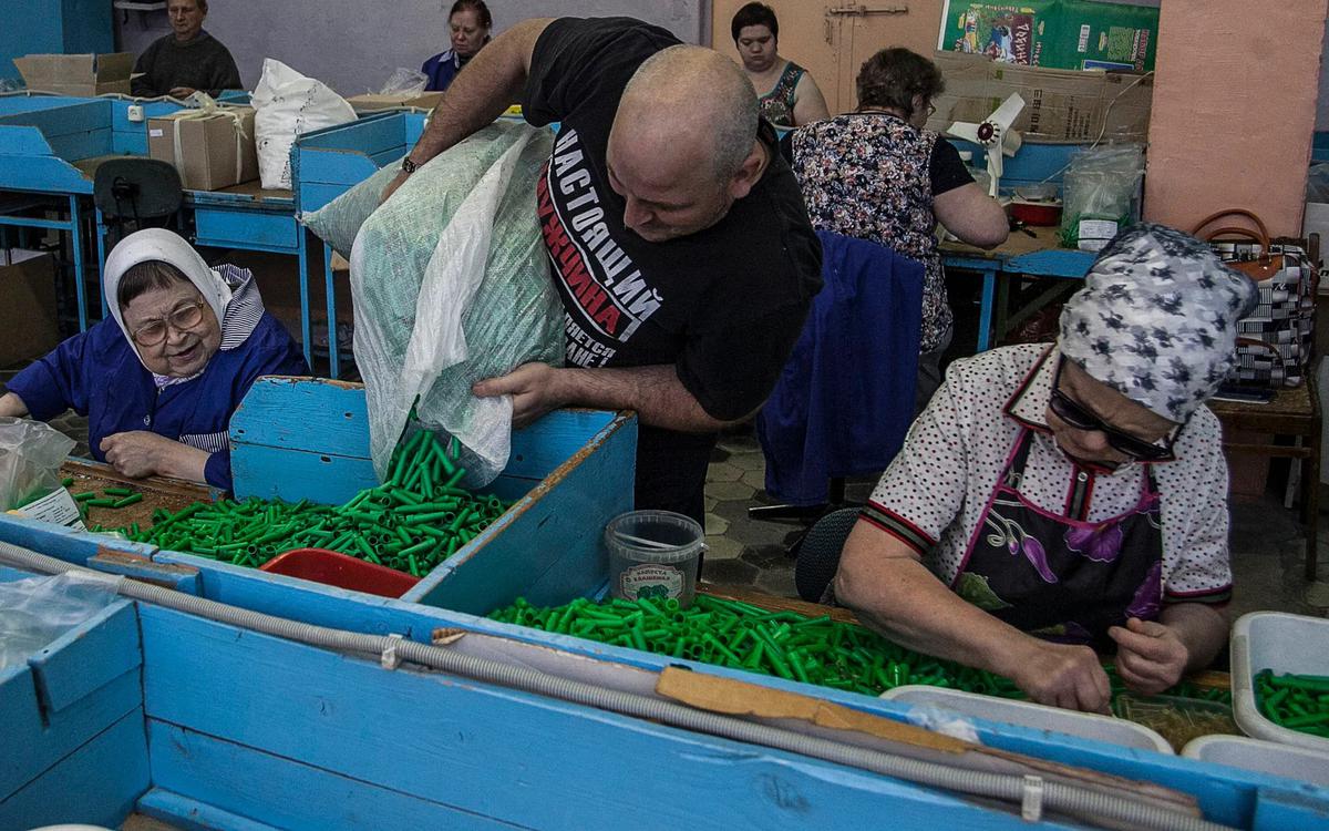 «Как они хоть выглядят? Врут вроде одинаково»