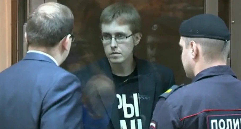 Илья Горячев перед оглашением приговора. Кадр: Youtube