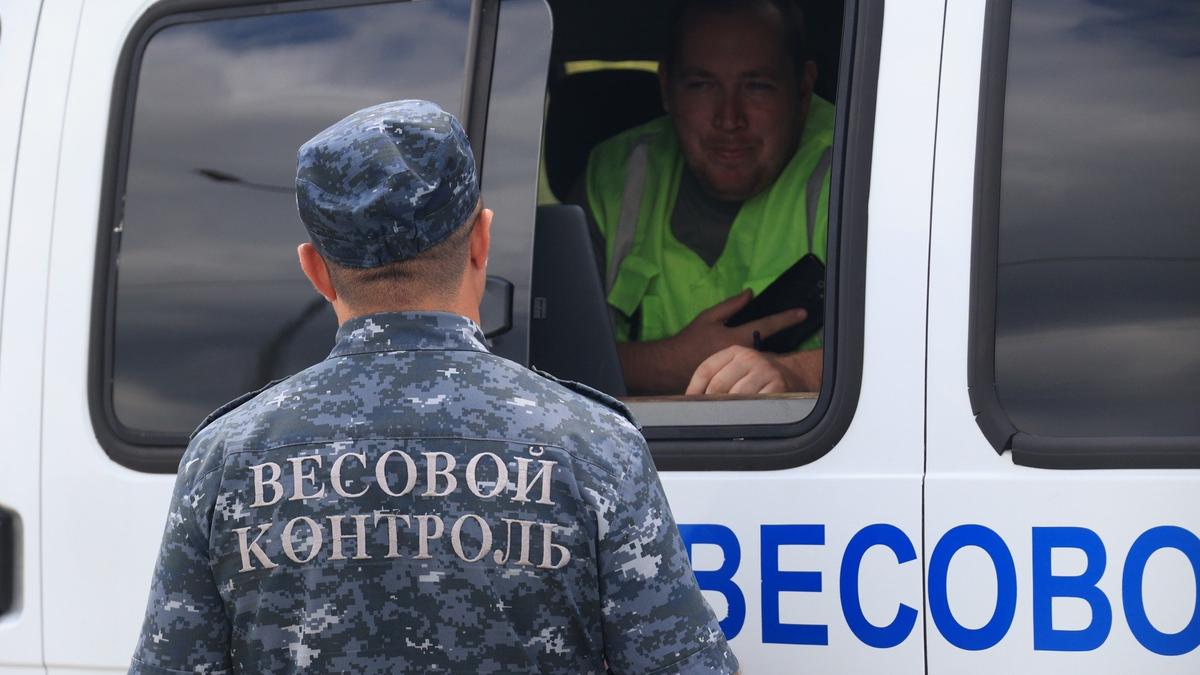 Грузовики выходят за рамки