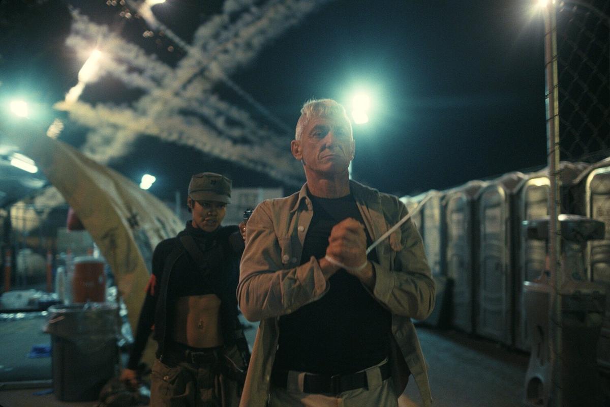 Кадр из фильма «Битва за битвой»