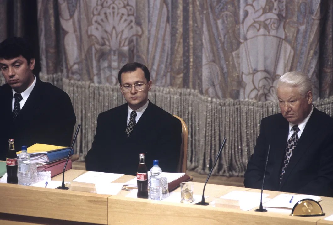 1998 год. Борис Немцов (тогда — зампред правительства), Сергей Кириенко и Борис Ельцин. Фото: РИА Новости