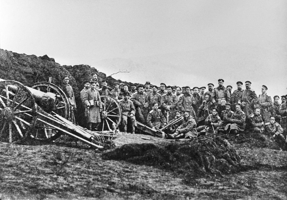 Русские артиллеристы на Балканах, 1877 год. Фото: ITAR-TASS