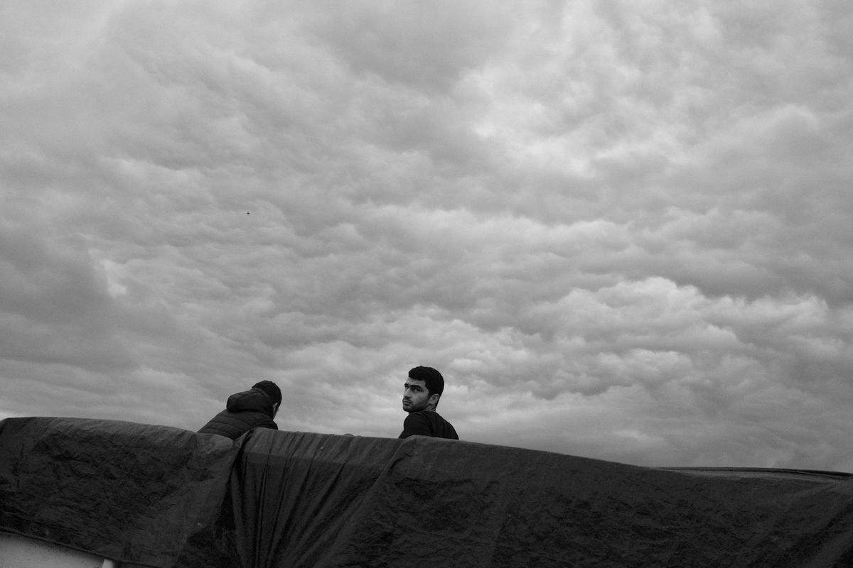 Беженцы в кузове грузовика. Дорога между Лачином и Корнидзором. Фото: Илья Пилипенко